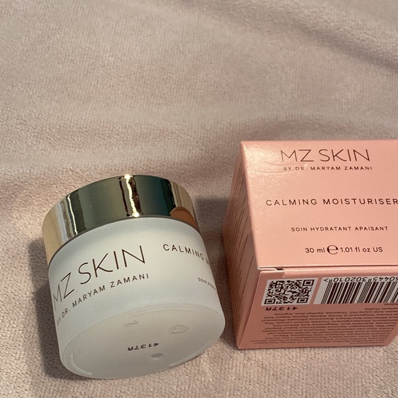MZ Skin the Calming Moisturizer - Picture 7 of 11